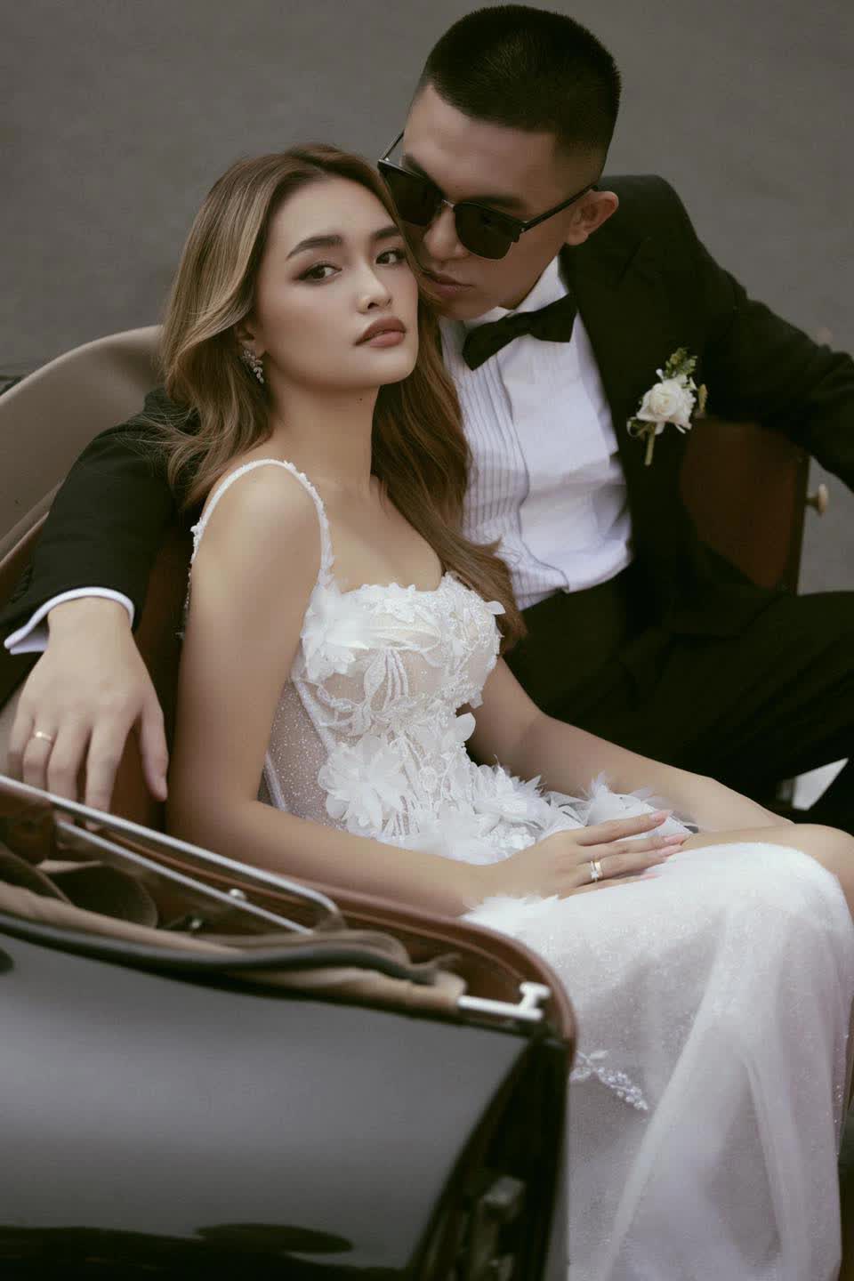 Bị cả gia đình lẫn chồng "lừa" giấu gia thế, rich kid tự biến mình thành "nữ chính tổng tài" khiến ai cũng ngưỡng mộ- Ảnh 4.