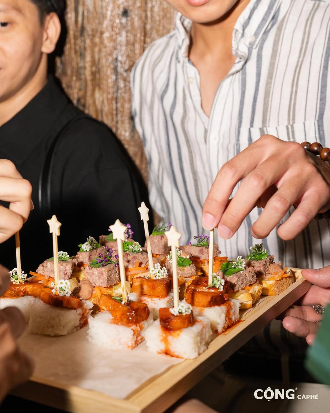 Người Việt không mặn mà nhưng Cộng lại tiếp tục mở thêm chi nhánh tại trời Tây- Ảnh 9.