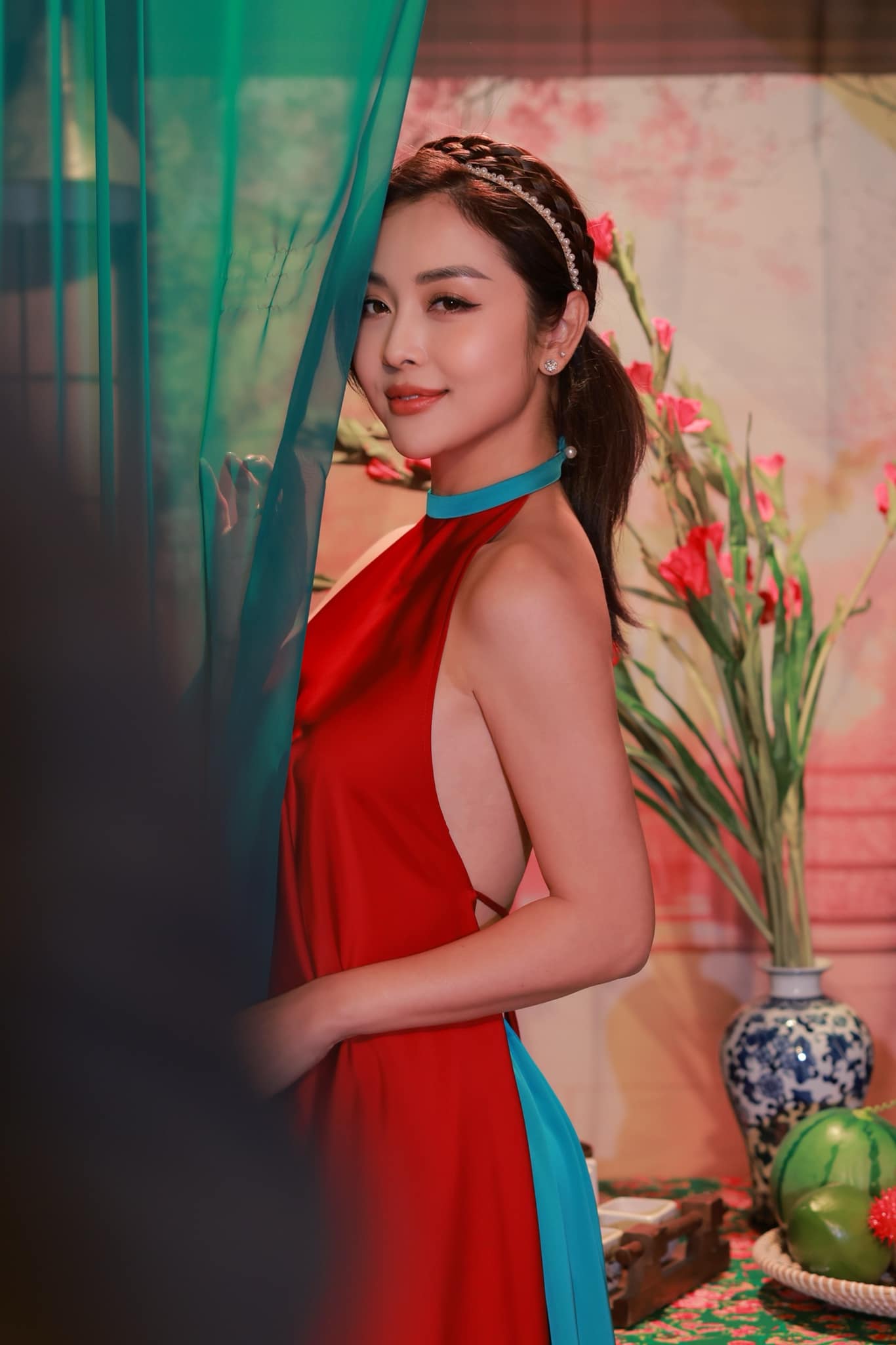 Mẹ 4 con Jennifer Phạm không sợ già, thích vẻ đẹp tuổi 40 hơn thuở đôi mươi: Có mẹo chăm sóc da an toàn, khoa học đáng học hỏi- Ảnh 5.