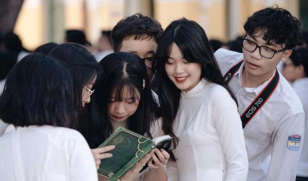 Dò điểm thi xong, đây là 3 điều quan trọng tân sinh viên cần chuẩn bị- Ảnh 1.