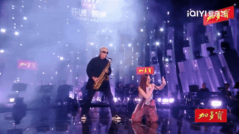 Phương Mỹ Chi slay nhất Bán kết 2 Sing! Asia: Hát rap rồi múa bụng lẫn popping đều cân đẹp, netizen yêu cầu “giảm sức mạnh ngay”- Ảnh 1.