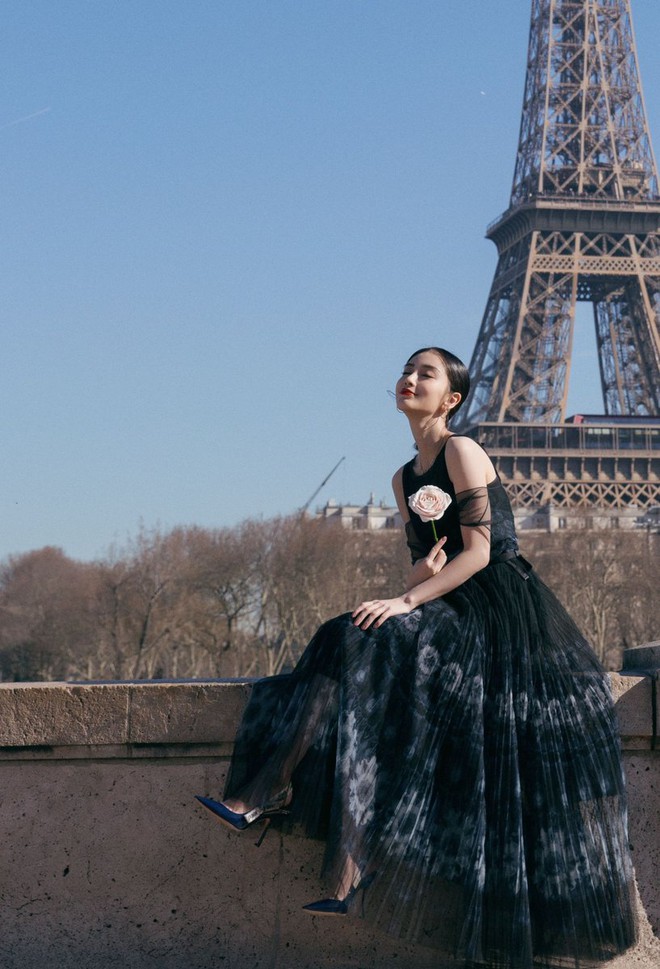 Angelababy: Từ mẫu teen thành nàng thơ Dior, biểu tượng nhan sắc vượt thị phi và lần trở lại ngoạn mục hậu "phong sát"- Ảnh 14.