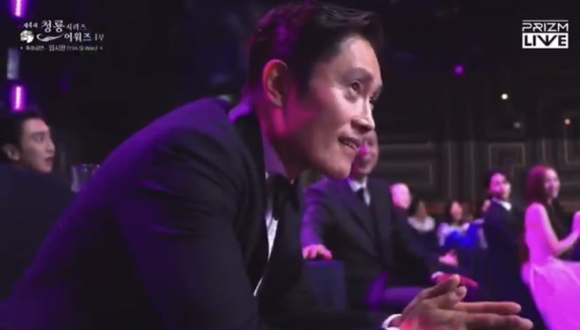 Drama căng nhất Hàn Quốc lúc này: Lee Byung Hun bị đem ra làm trò cười trên sóng trực tiếp, netizen phẫn nộ “vô duyên vừa thôi”- Ảnh 4. Drama căng nhất Hàn Quốc lúc này: Lee Byung Hun bị đem ra làm trò cười trên sóng trực tiếp, netizen phẫn nộ “vô duyên vừa thôi”- Ảnh 4.