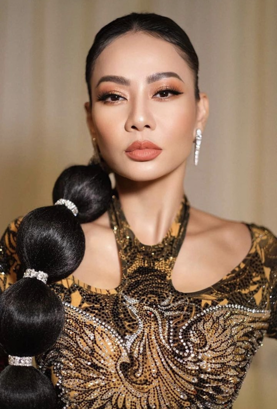 1 hành động chứng minh Chi Pu chẳng để tâm đến lời mỉa mai của Văn Mai Hương- Ảnh 6.