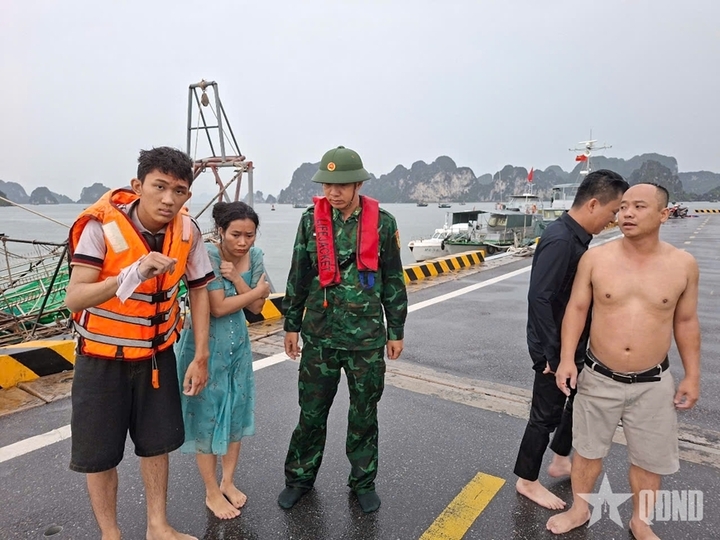 Hình ảnh mới nhất tại hiện trường vụ lật tàu thương tâm trên vịnh Hạ Long- Ảnh 13.