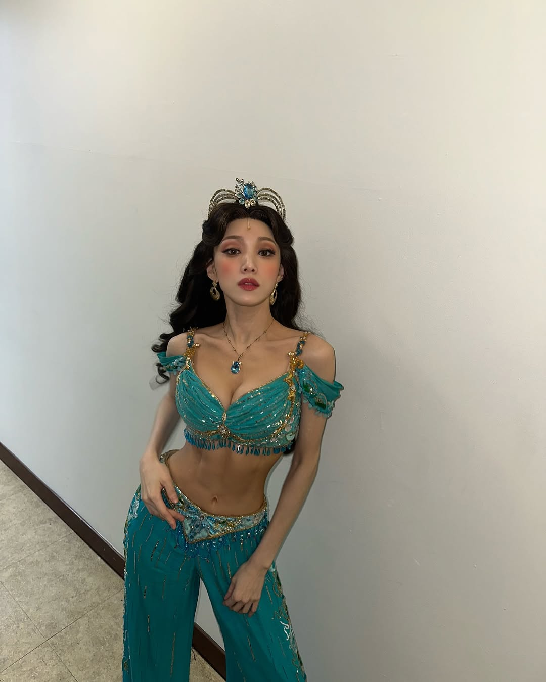 Chỉ cần mỹ nhân này chịu sexy thì cả showbiz đều lép vế, cứ xuất hiện là visual cuốn trôi mọi ánh nhìn- Ảnh 6.