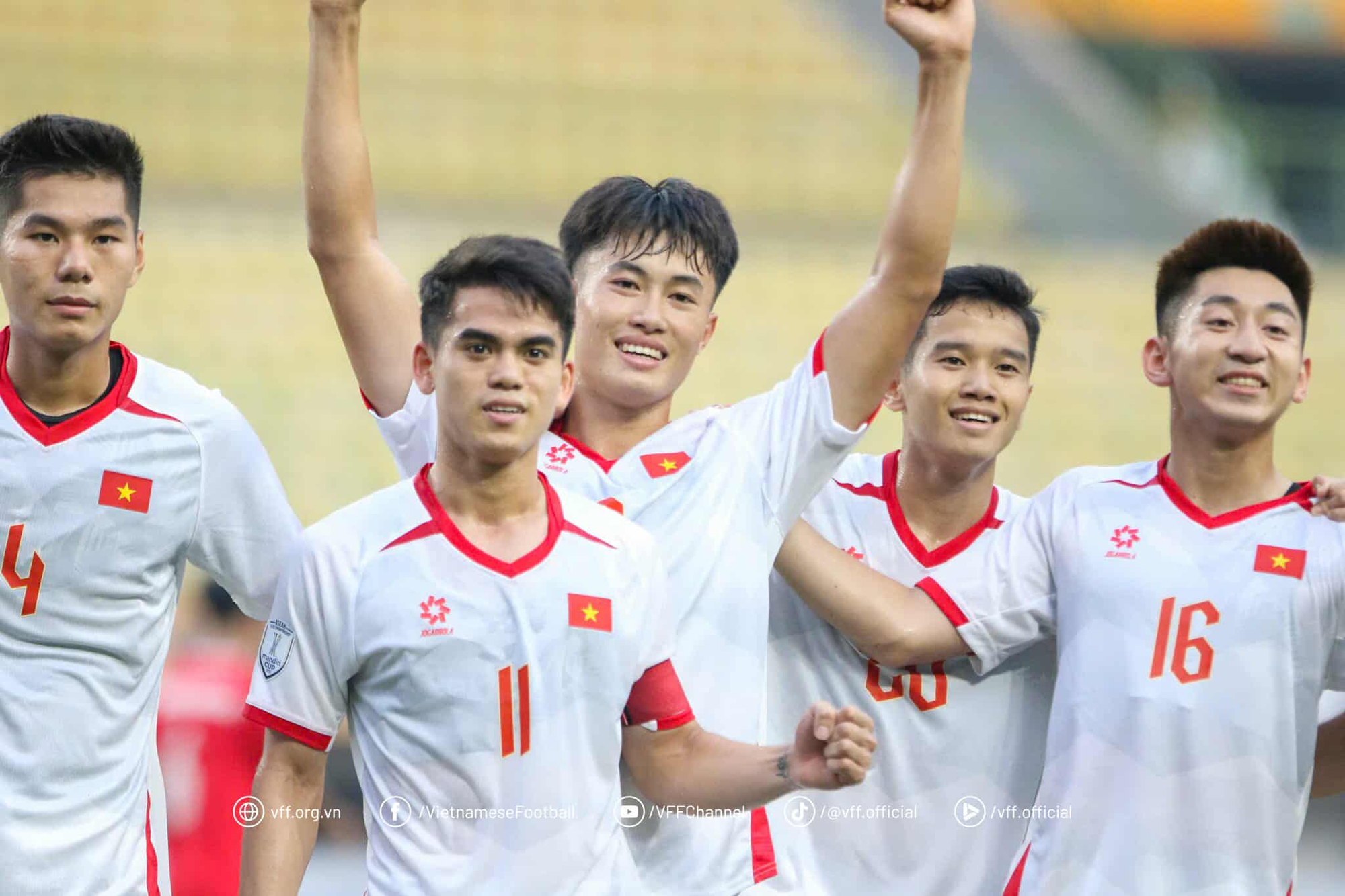 U23 Việt Nam thắng giòn giã, chạm một tay vào vé đi tiếp tại giải Đông Nam Á- Ảnh 4.