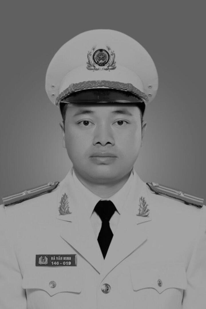 Thiếu tá CSGT hy sinh khi xử lý xe vi phạm- Ảnh 1.
