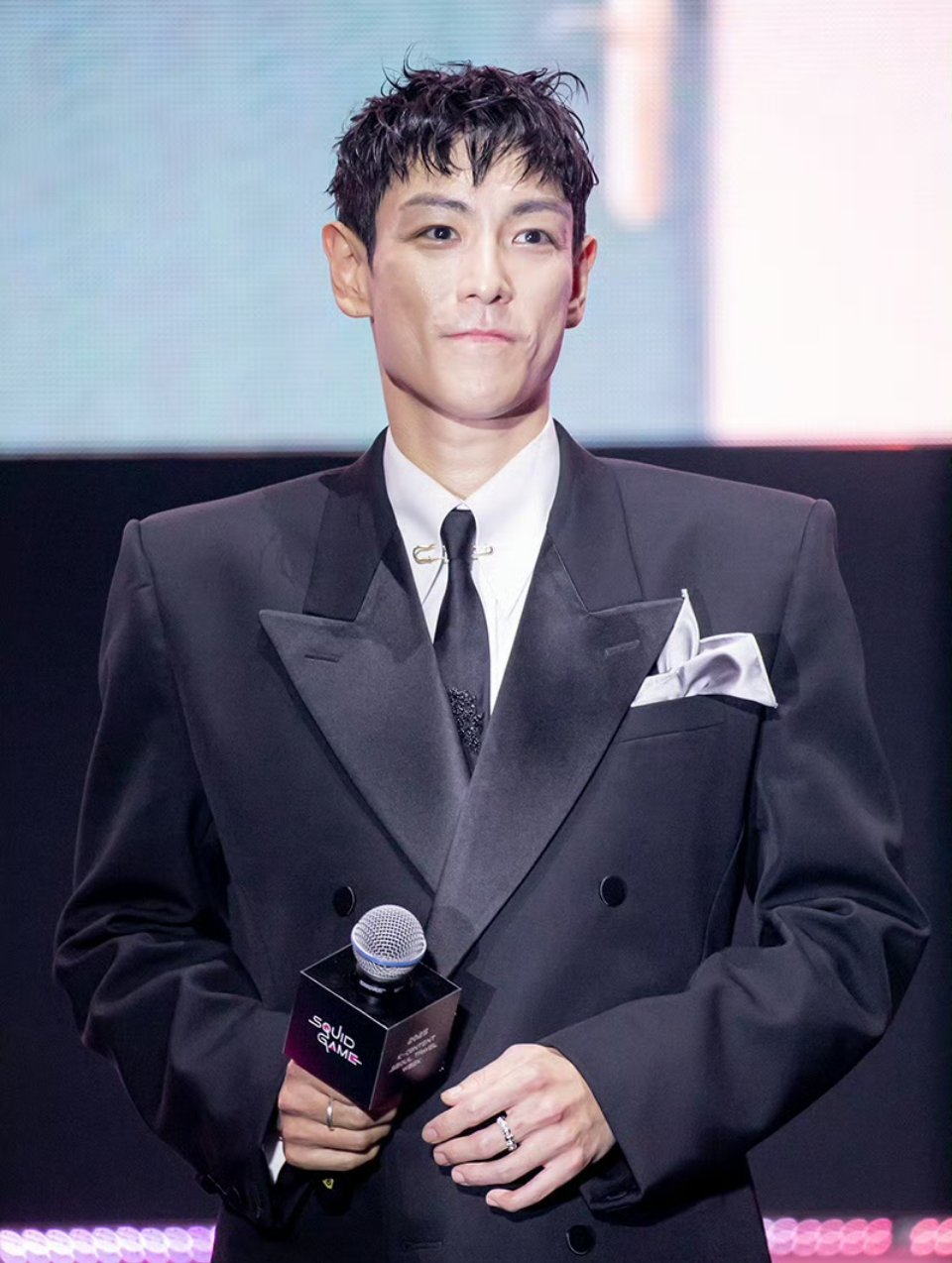 T.O.P (Squid Game): Từ idol vạn người mê đến 