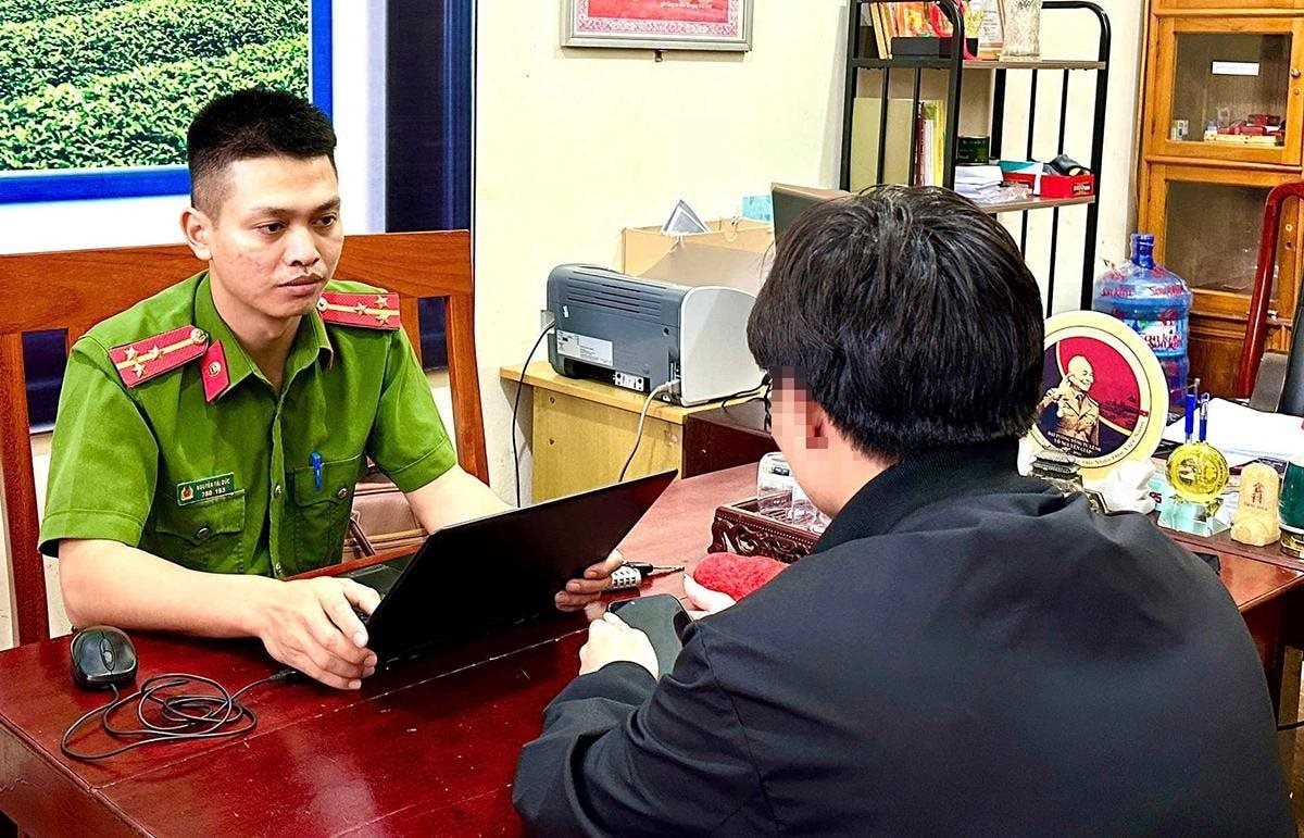 Vừa chuyển khoản thành công cho con trai 2003 ở 20 triệu đồng, bố vội báo công an- Ảnh 1.
