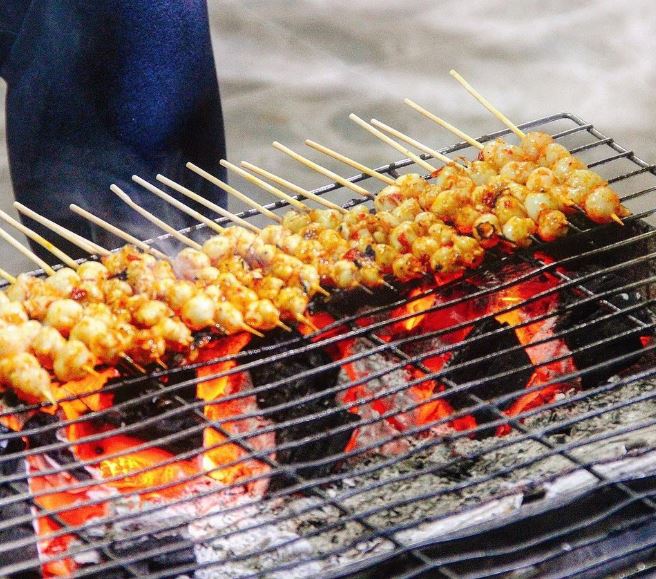 Thứ xưa "bị vứt bỏ không ai ăn", nay thành đặc sản dân phố thích mê, 200.000 đồng/kg- Ảnh 3.