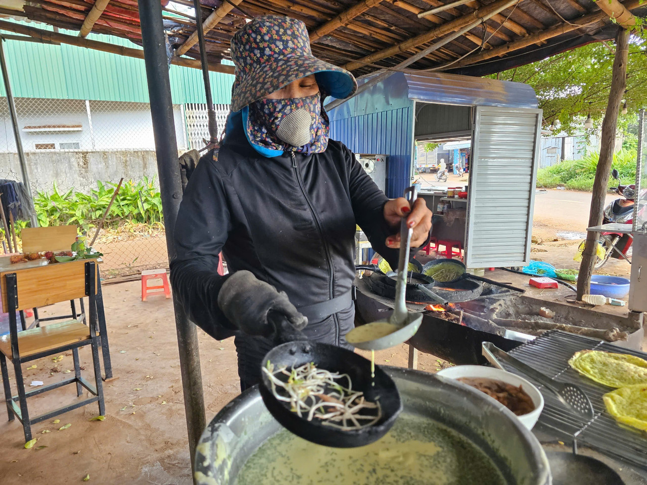 Quán bánh xèo không tên có giá ‘không tưởng’- Ảnh 4.