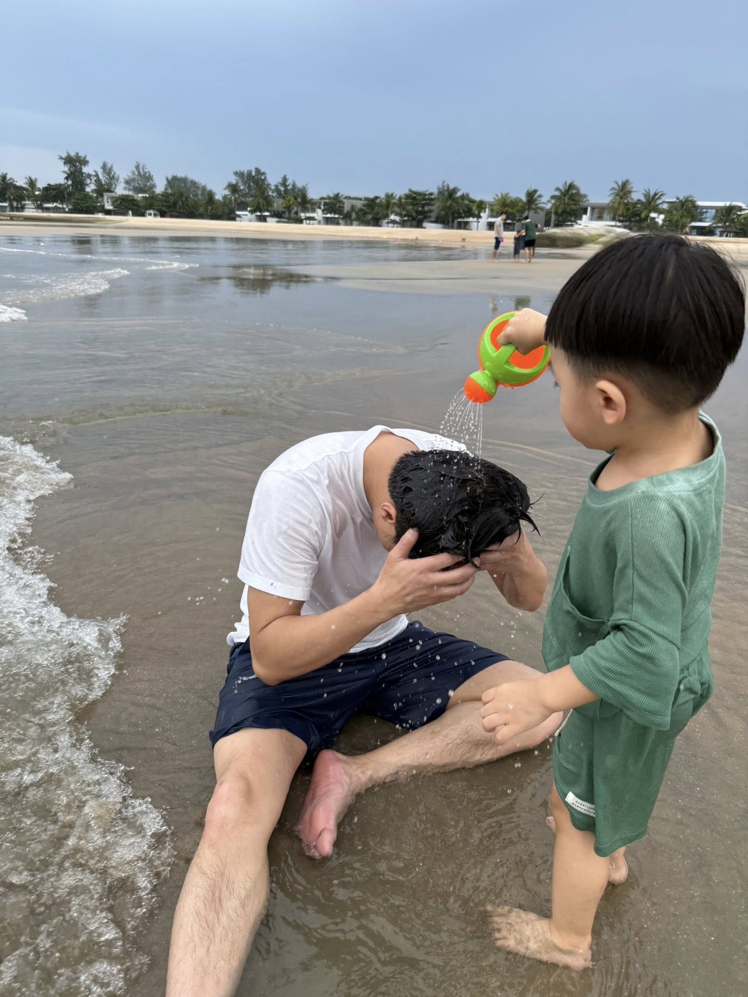 Cường Đô La đăng chục tấm ảnh, một người phải thốt lên: Không quen biết nhưng quá ngưỡng mộ lối sống, cách làm cha của anh- Ảnh 3.