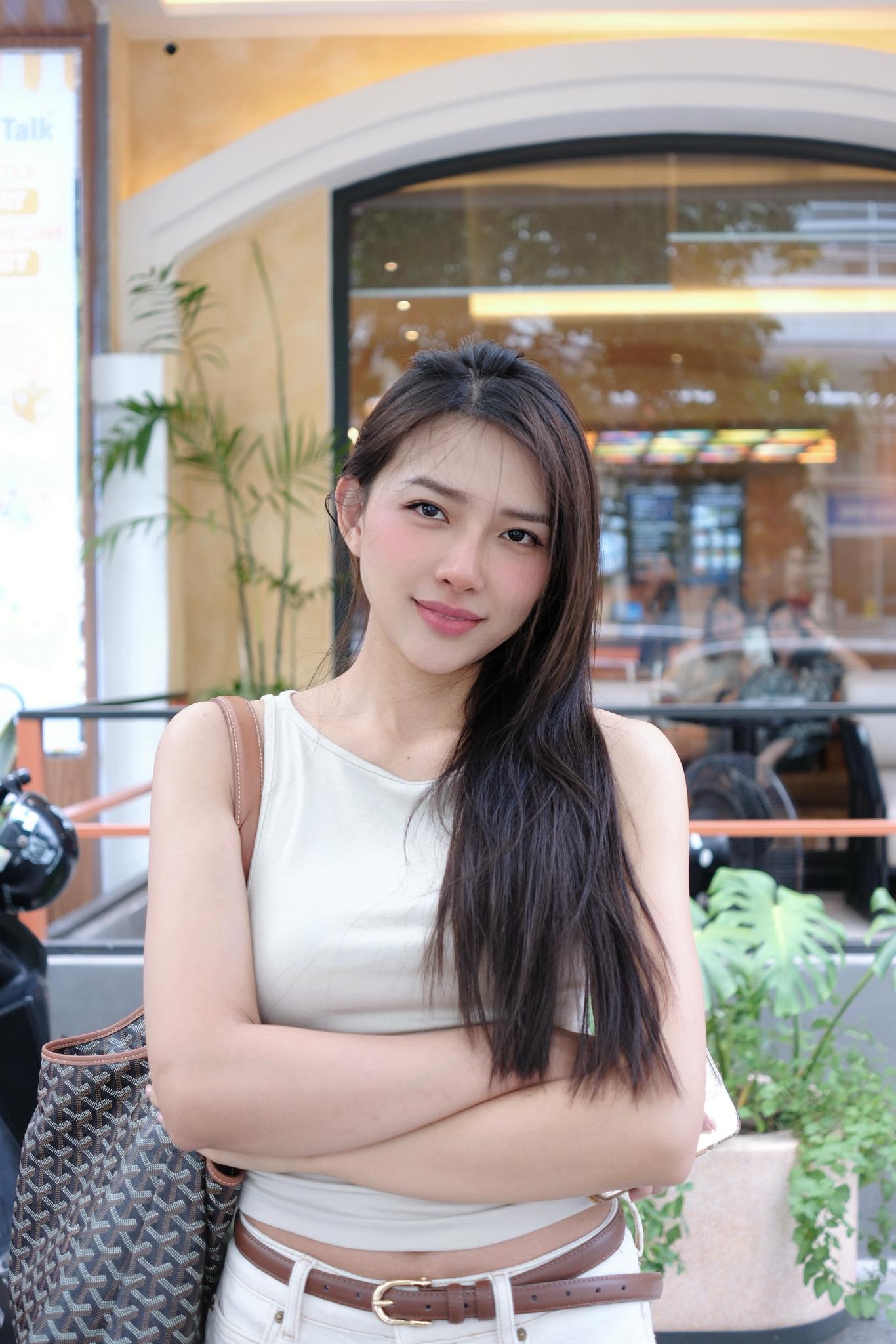 Vợ nhạc sĩ hot hàng đầu Vbiz: Vợ nhạc sĩ hot hàng đầu Vbiz: