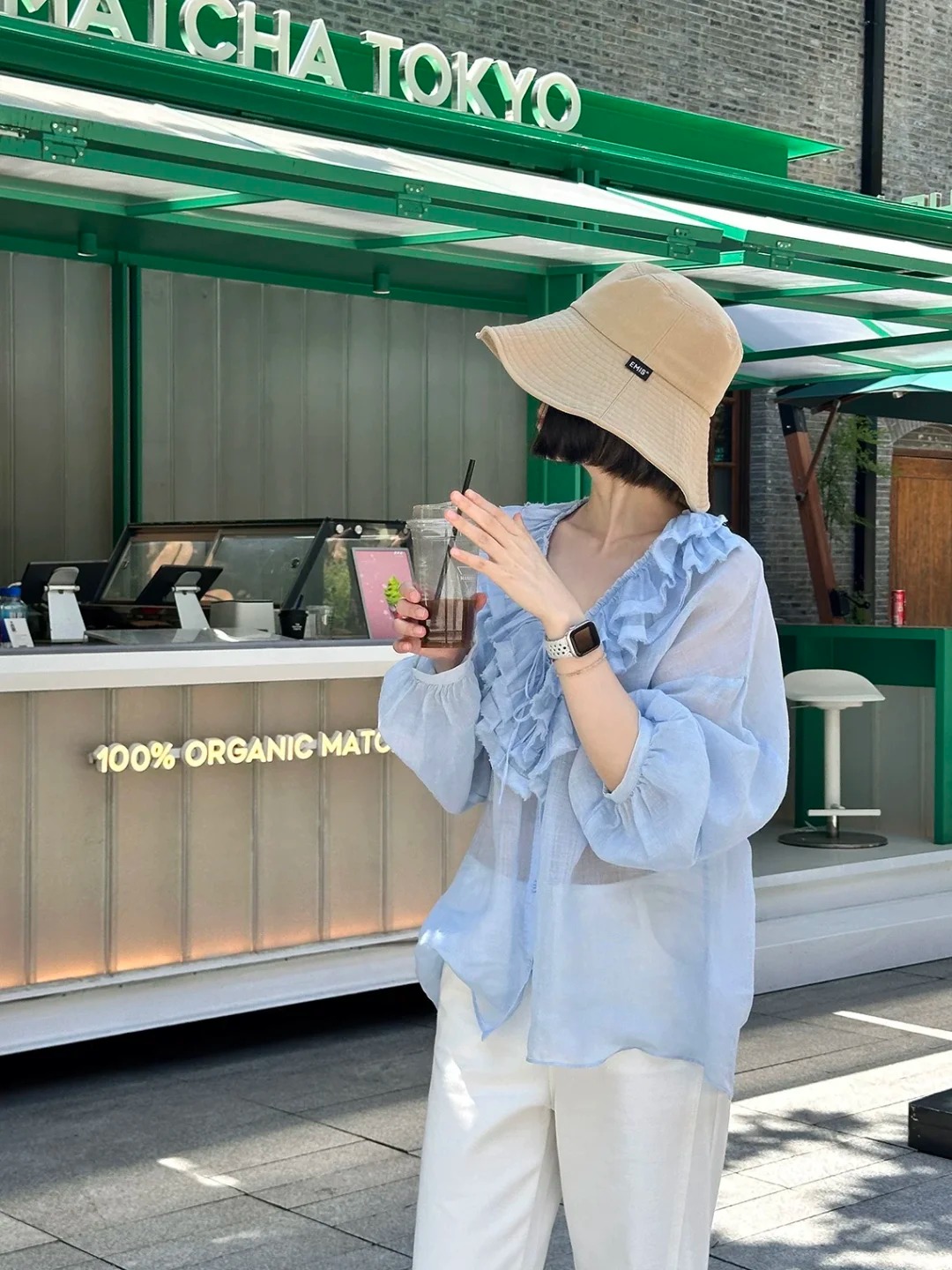 Vận đen dai dẳng? Mặc màu xanh dương vào 3 ngày này trong tháng 8 để hóa giải!- Ảnh 4.