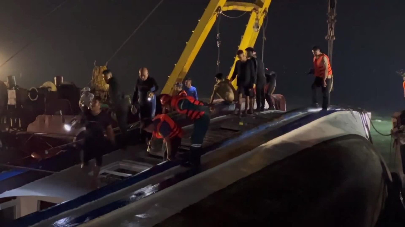 Huy động mọi nguồn lực tìm kiếm các nạn nhân vụ lật tàu trước khi bão số 3 về- Ảnh 6.