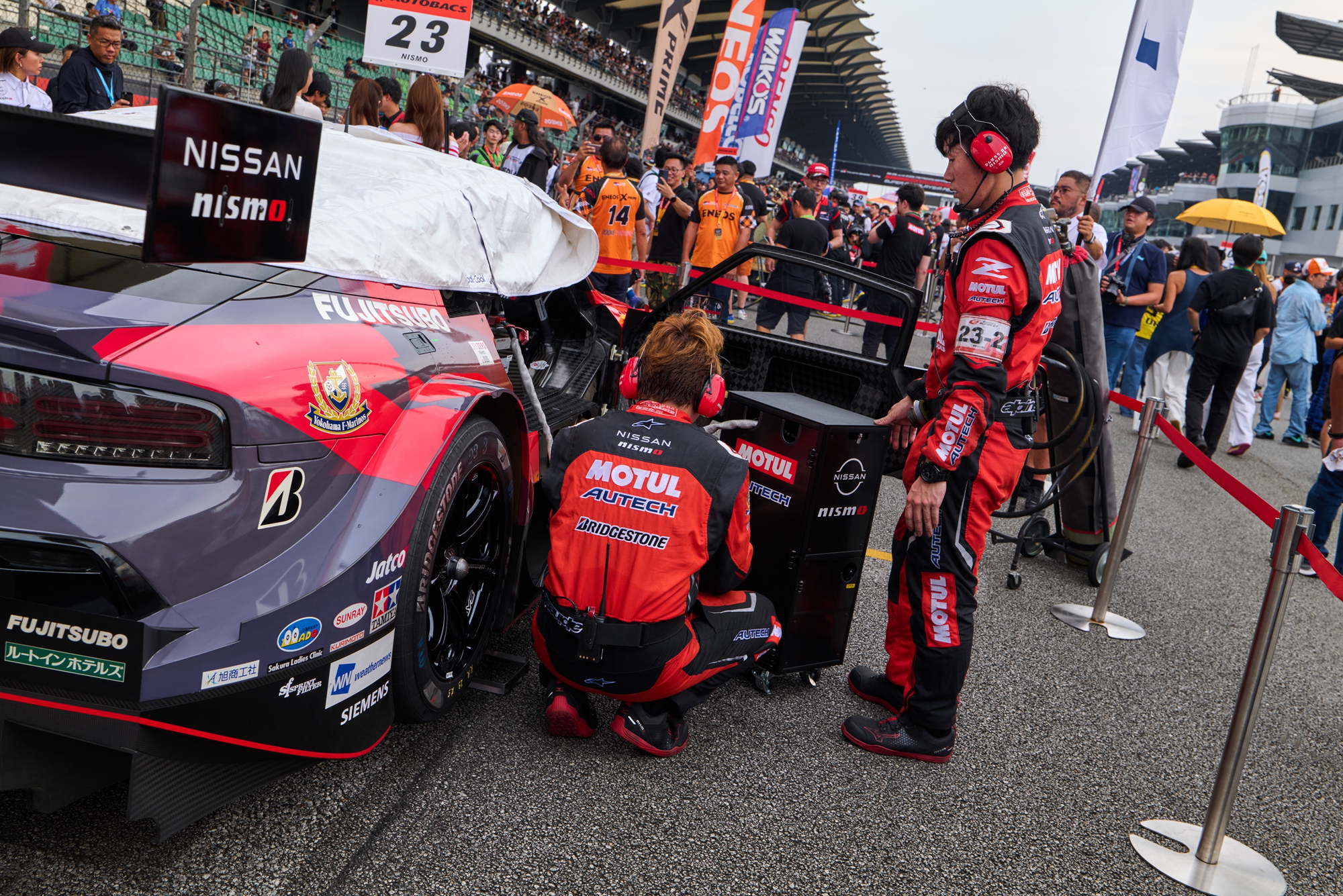 Lần đầu đặt chân đến SUPER GT tại Sepang: Mãn nhãn với dàn xe nét căng và những pha drift đầy mê hoặc!- Ảnh 29. Lần đầu đặt chân đến SUPER GT tại Sepang: Mãn nhãn với dàn xe nét căng và những pha drift đầy mê hoặc!- Ảnh 29.