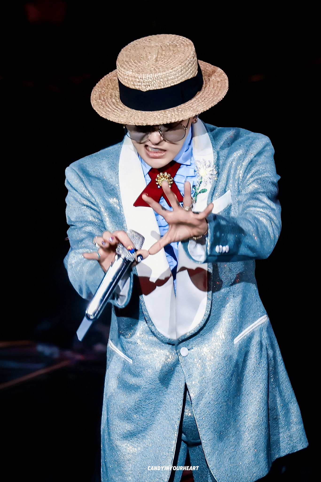G-Dragon là kẻ phá hoại- Ảnh 8.