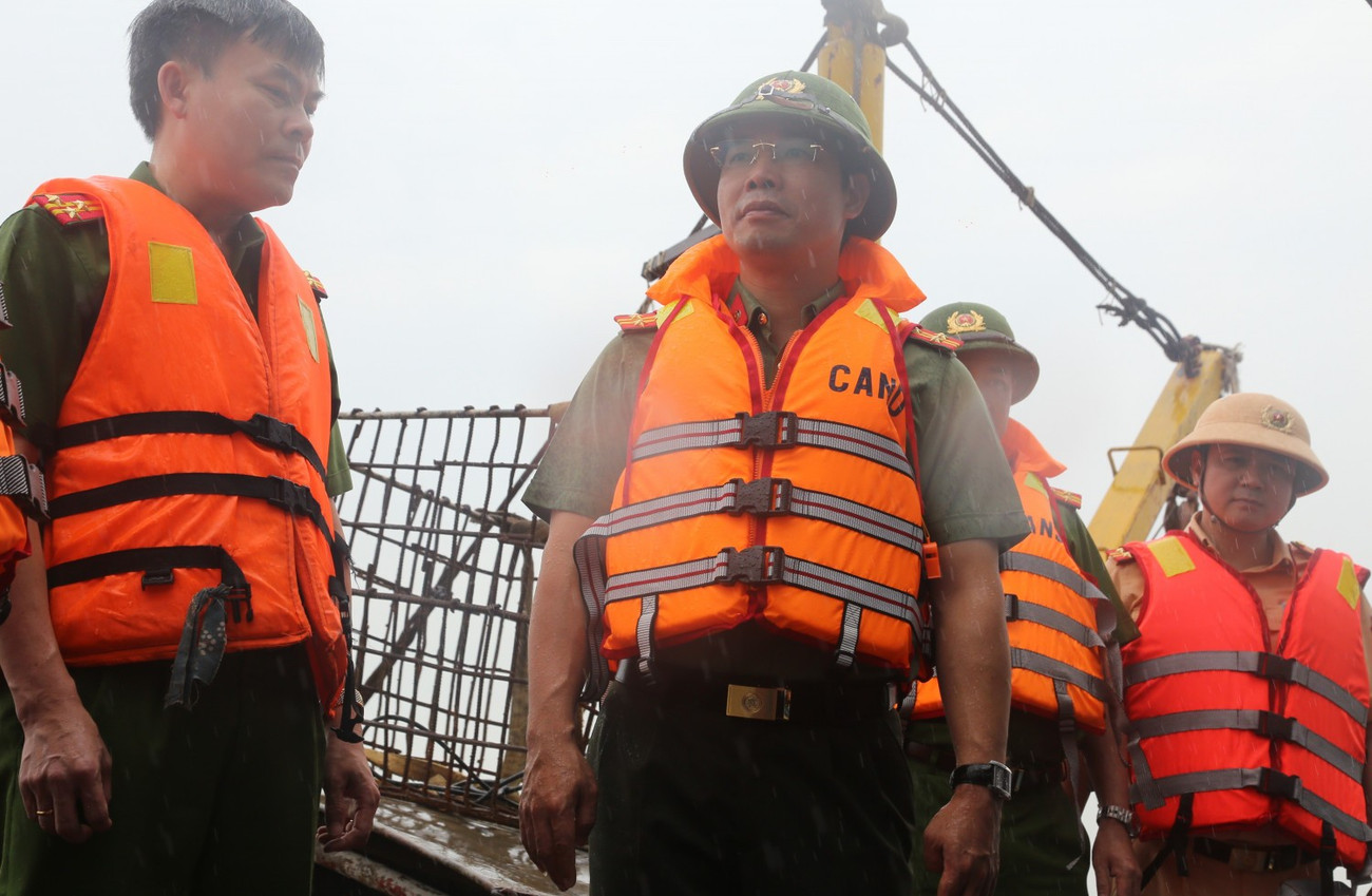 Công an khám nghiệm hiện trường tàu Vịnh Xanh 58- Ảnh 3.