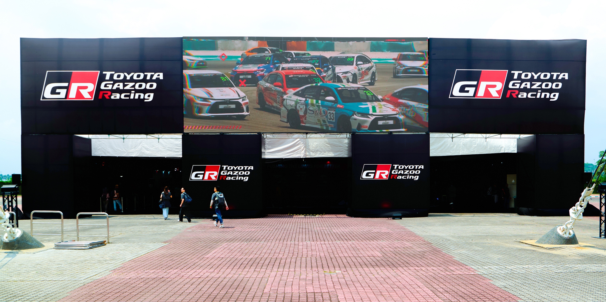 Lần đầu đặt chân đến SUPER GT tại Sepang: Mãn nhãn với dàn xe nét căng và những pha drift đầy mê hoặc!- Ảnh 1. Lần đầu đặt chân đến SUPER GT tại Sepang: Mãn nhãn với dàn xe nét căng và những pha drift đầy mê hoặc!- Ảnh 1.