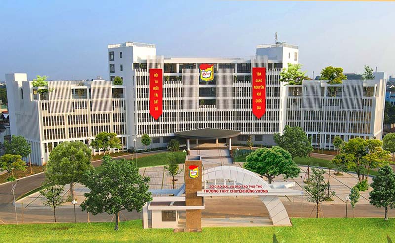 Ngôi trường hơn 450 tỷ của thủ khoa xinh nhất mùa thi tốt nghiệp THPT 2025: "Đỉnh" từ cơ sở vật chất đến chất lượng giáo dục- Ảnh 2.