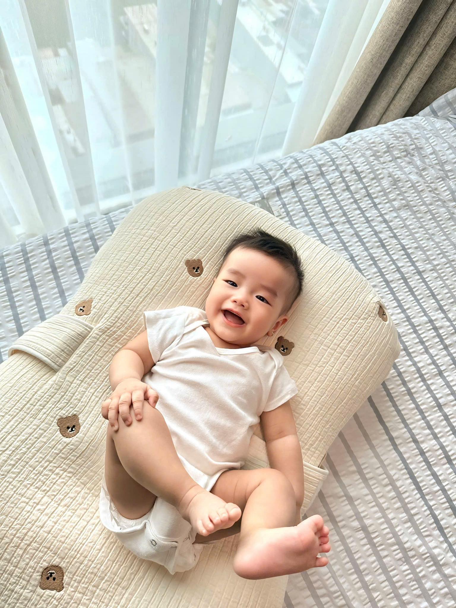 Quý tử của Quang Minh ngơ ngác vì bị ba “mắng”, sinh ra ở vạch đích nhưng không được cưng chiều- Ảnh 3.