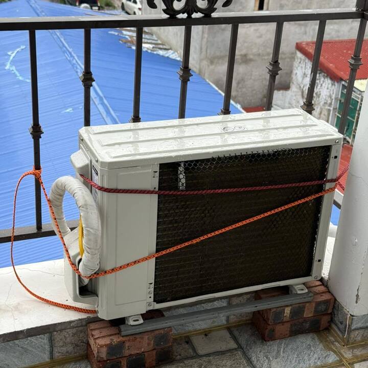 Muôn kiểu chống bão Wipha độc đáo được người dân mách nhau trên mạng- Ảnh 4.