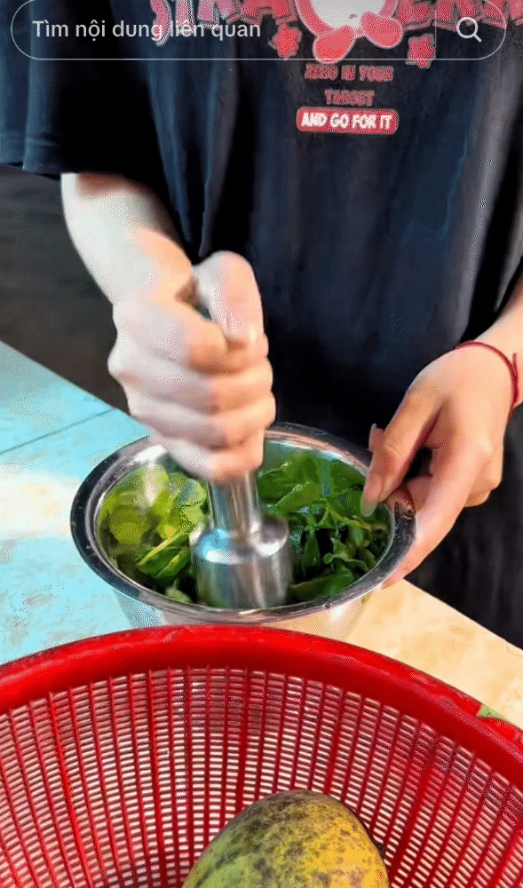 Trị mụn ẩn, thâm mụn trong 1 tuần, cô nàng dùng chiêu đơn giản đến không ngờ- Ảnh 5.