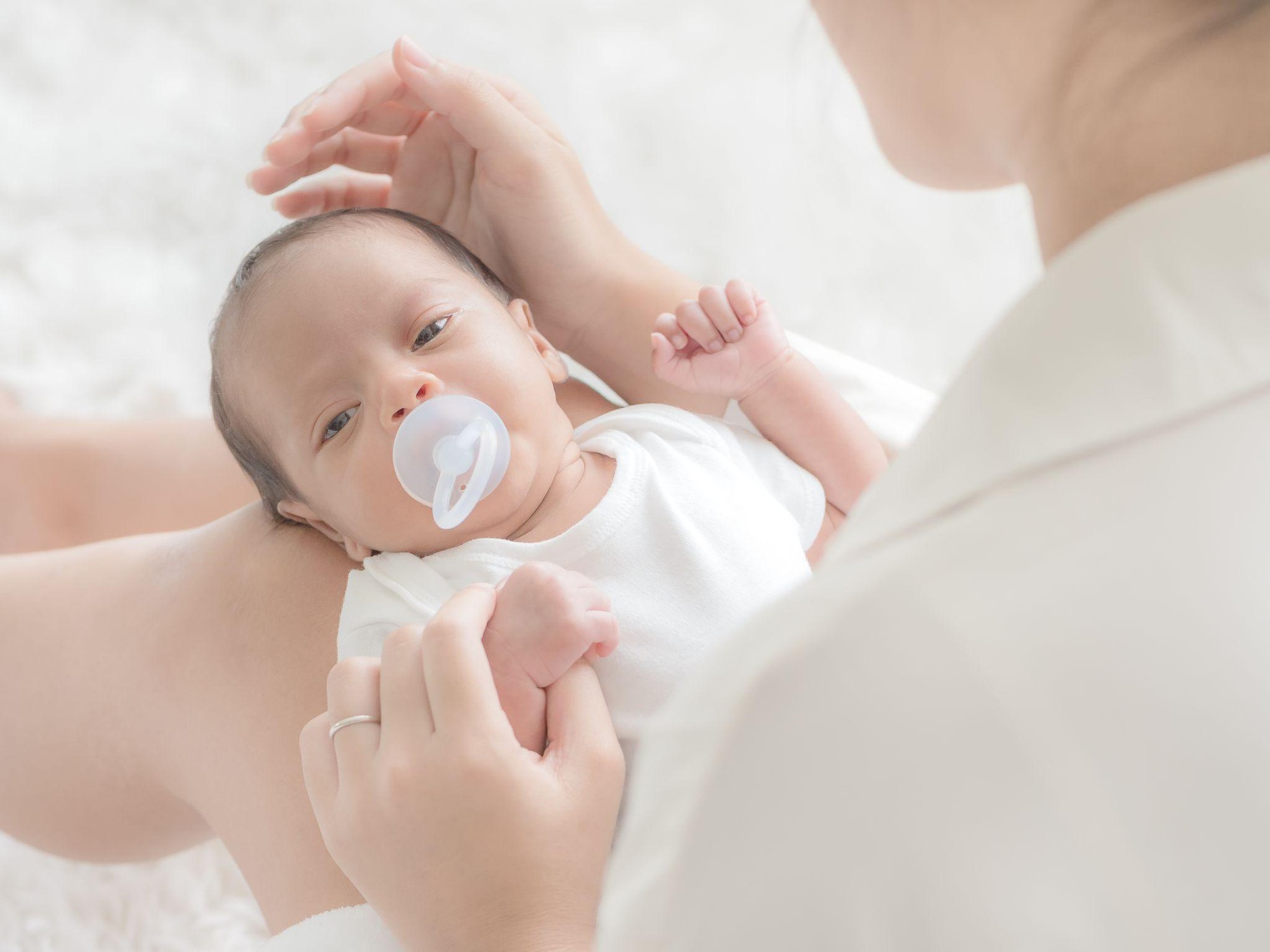 Vắc xin cúm cho mẹ bầu, hiểu đúng để bảo vệ mẹ và thai nhi- Ảnh 3.