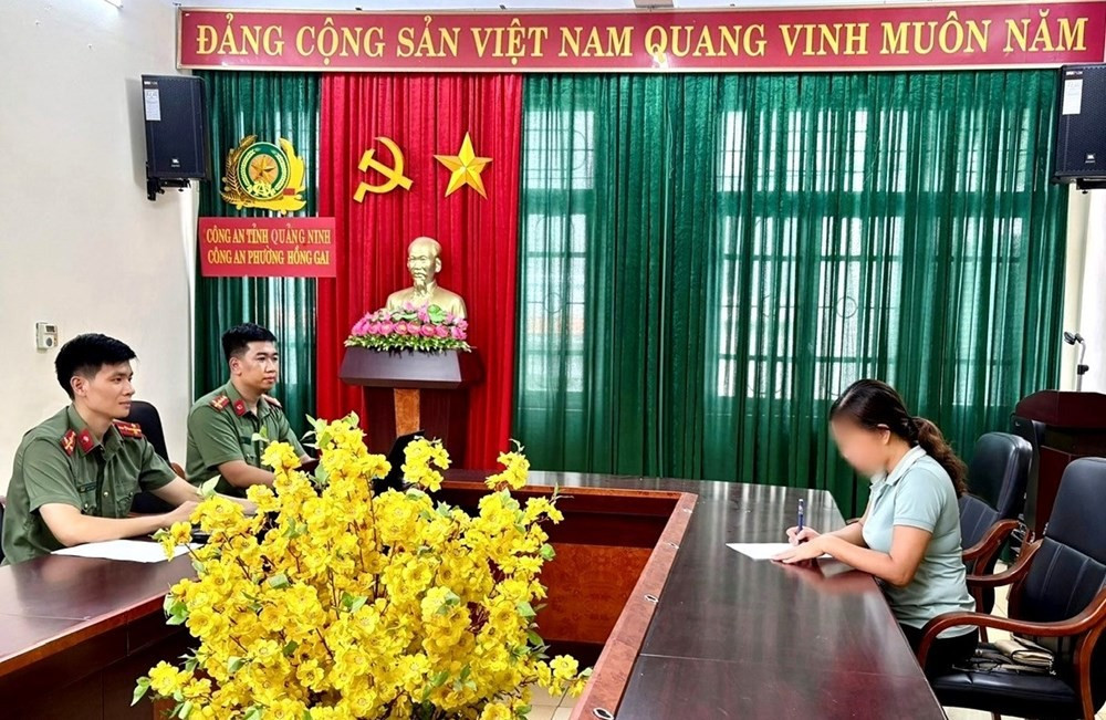 Xử phạt người phụ nữ thông tin sai sự thật vụ lật tàu ở Hạ Long- Ảnh 1.