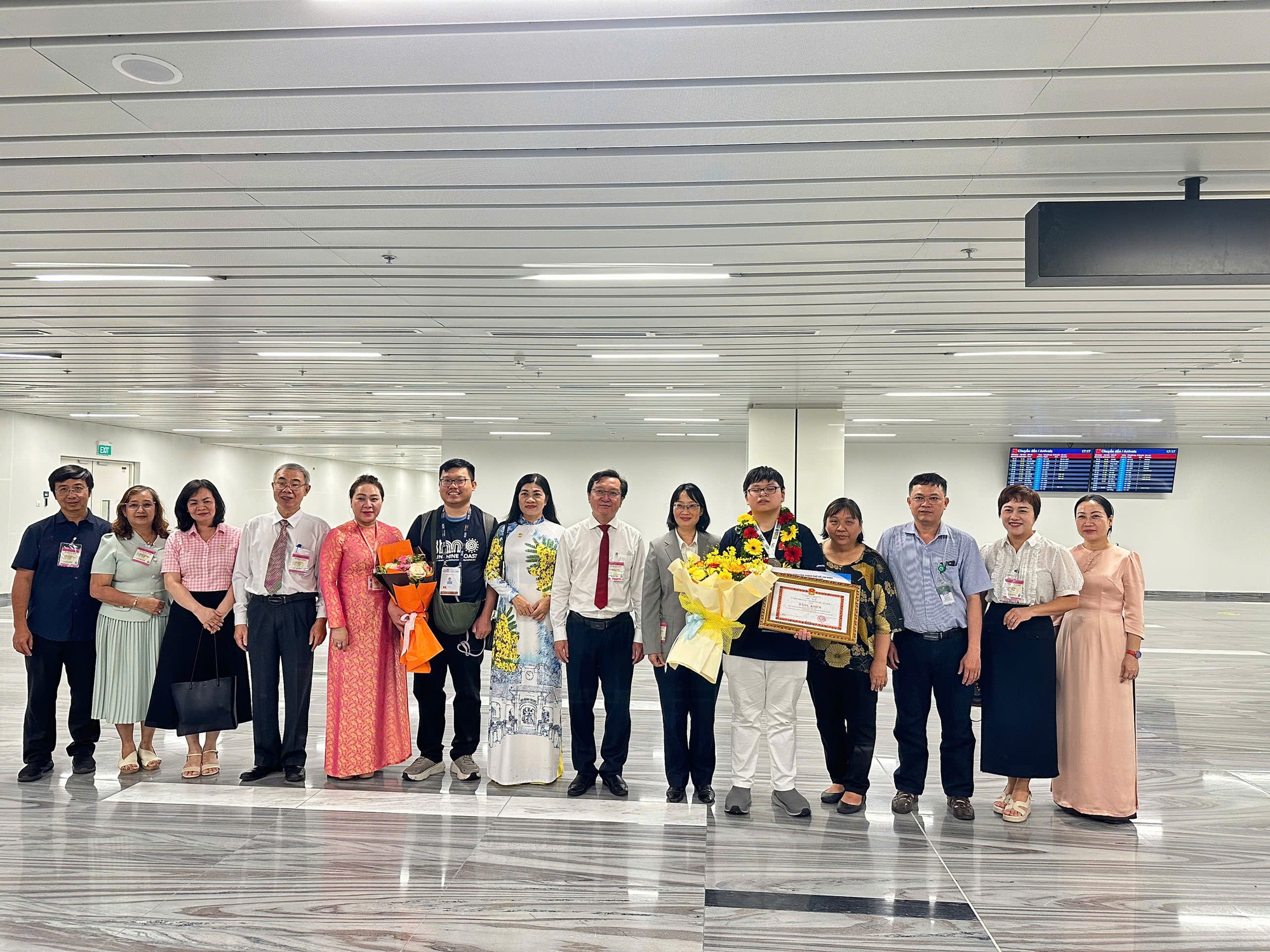 TP HCM thưởng nóng 50 triệu đồng cho 1 học sinh đạt thành tích đặc biệt- Ảnh 3.