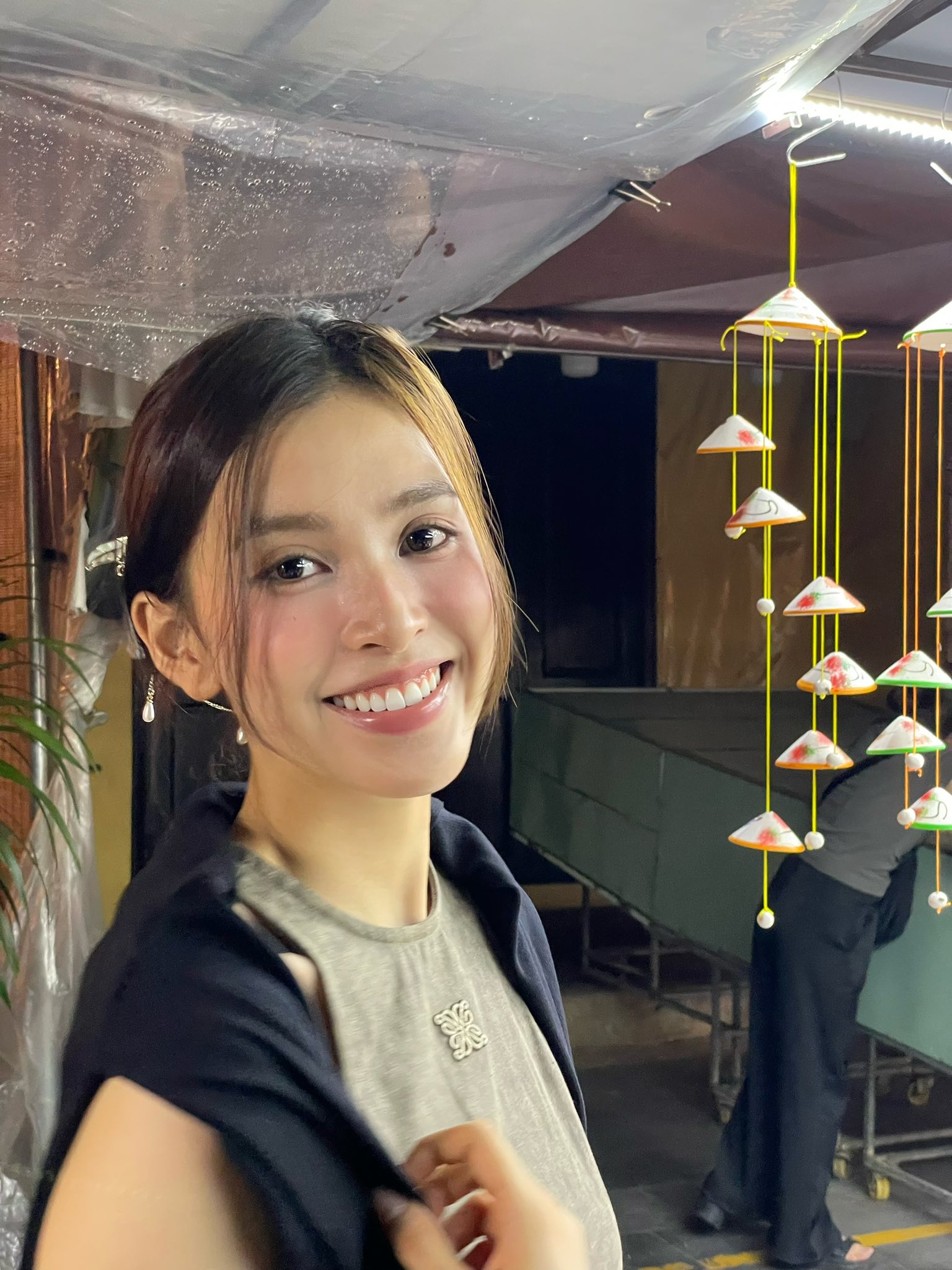 Tiểu Vy mất danh hiệu 