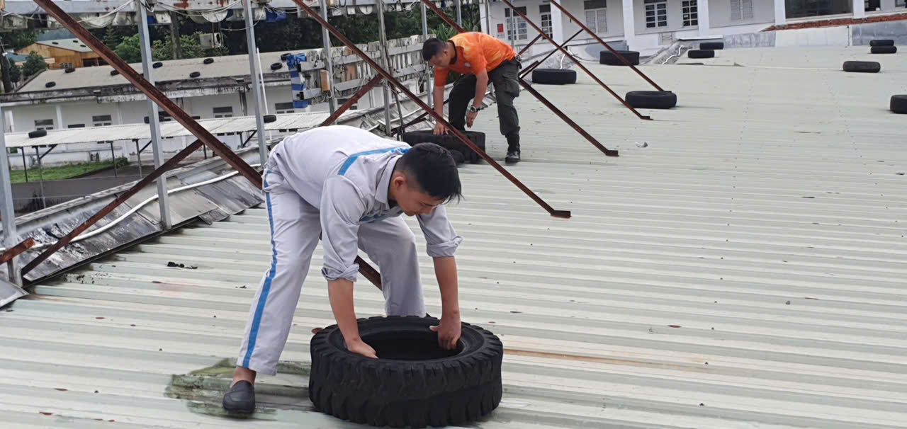 Cận cảnh "chạy bão" tại các sân bay- Ảnh 10.