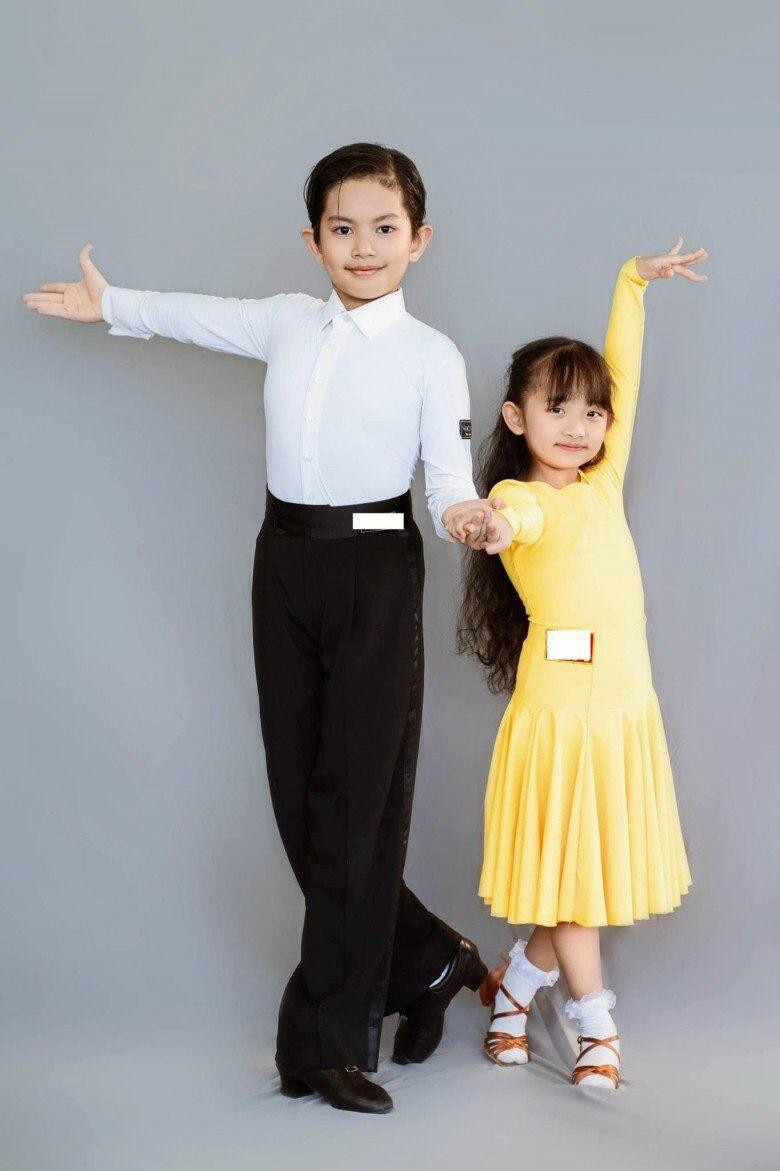 Con gái út của Khánh Thi xinh xắn như búp bê, lén làm chuyện này khi bố mẹ đi công tác nước ngoài- Ảnh 6. Con gái út của Khánh Thi xinh xắn như búp bê, lén làm chuyện này khi bố mẹ đi công tác nước ngoài- Ảnh 6.