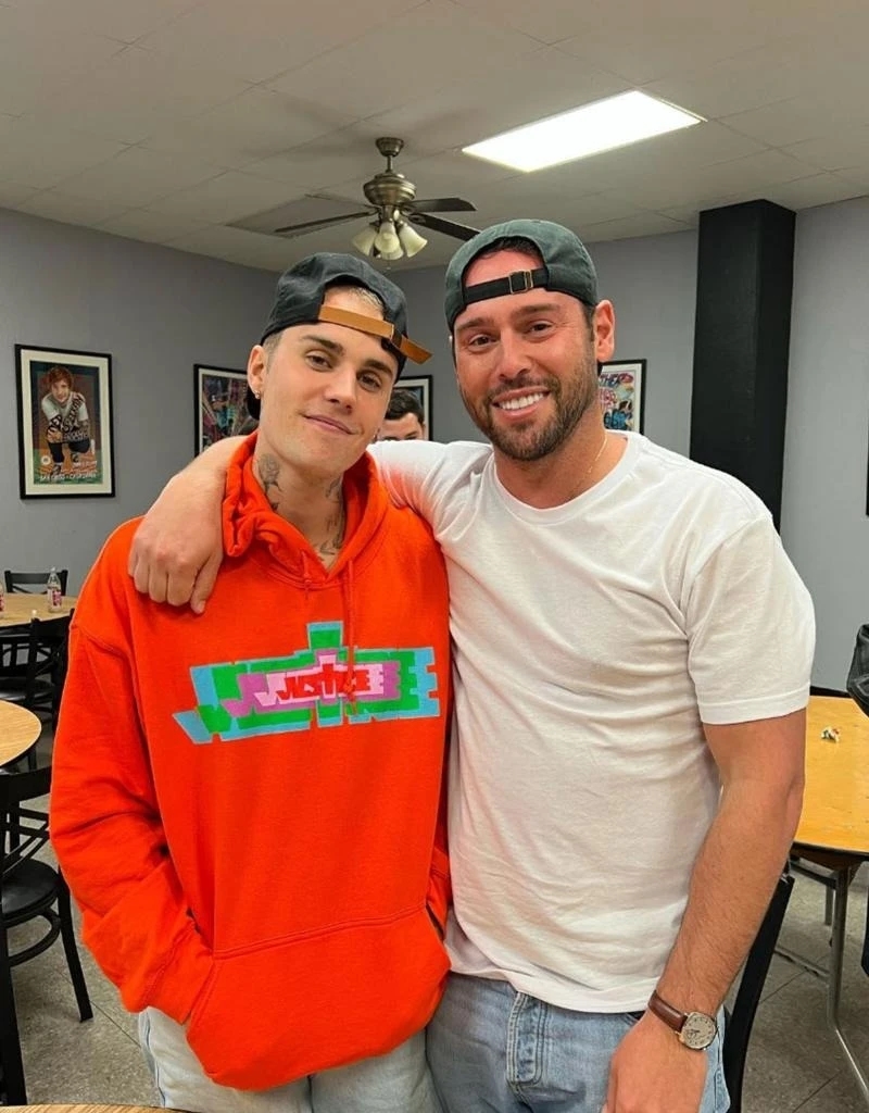 Justin Bieber gấp rút ra album “nịnh vợ” để giải quyết khoản nợ 700 tỷ?- Ảnh 1.