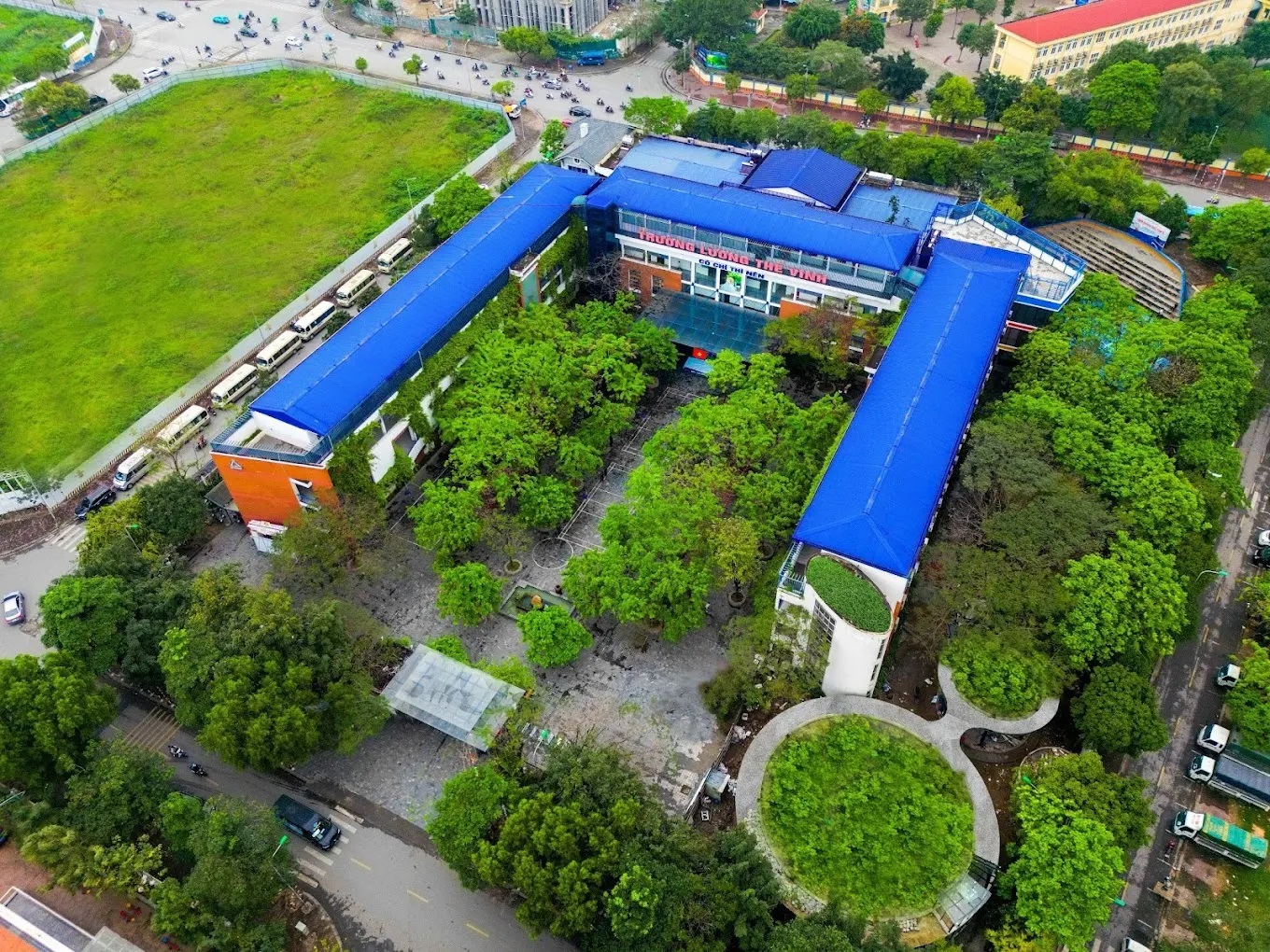 Đây là TRƯỜNG TƯ có tới 4 môn lọt BXH điểm thi tốt nghiệp THPT cao nhất Hà Nội: Học phí cơ bản 5 triệu đồng/tháng!- Ảnh 9.