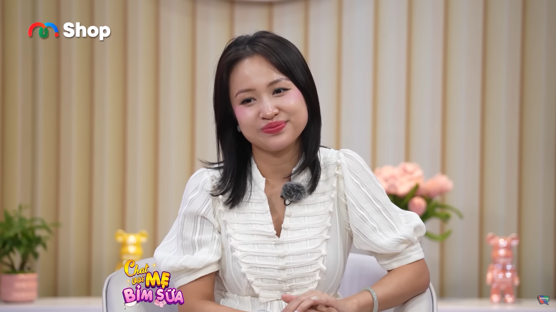 Biểu cảm của MC Vân Hugo trong talkshow với bạn gái kém 37 tuổi của nghệ sĩ Quang Minh gây xôn xao- Ảnh 3.