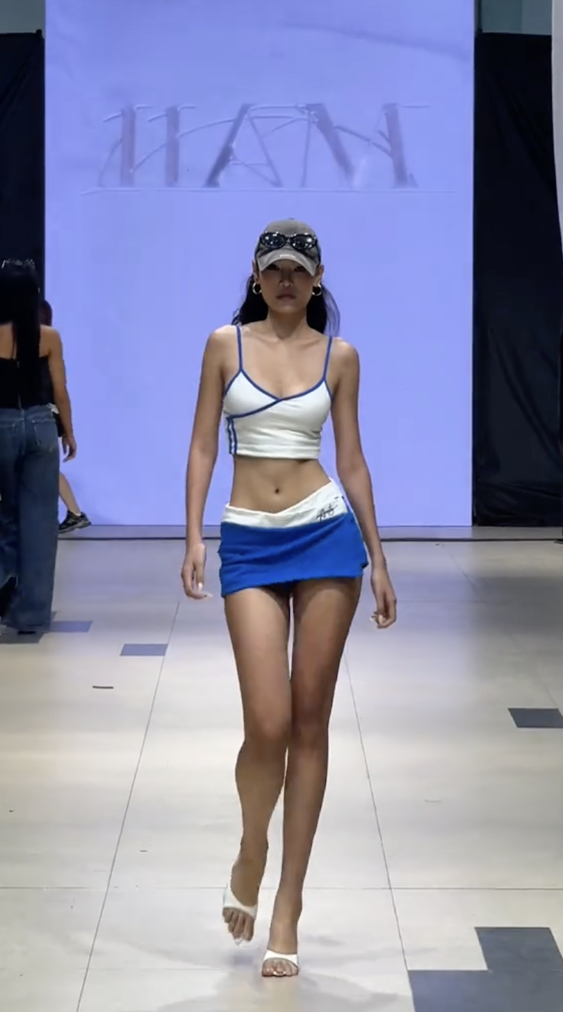 Gái xinh hệ chiến khiến dân tình không thể rời mắt trước body lý tưởng- Ảnh 2.