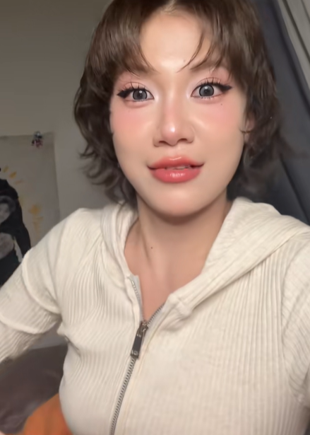 Mỹ nhân Việt đi hát nhưng chìm nghỉm không ai biết, đáp trả khi bị nói nổi vì lùm xùm với ViruSs- Ảnh 1. Mỹ nhân Việt đi hát nhưng chìm nghỉm không ai biết, đáp trả khi bị nói nổi vì lùm xùm với ViruSs- Ảnh 1.