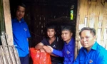 Trao Huy hiệu Tuổi trẻ dũng cảm cho đoàn viên cứu 4 người vụ lật tàu trên vịnh Hạ Long- Ảnh 3.