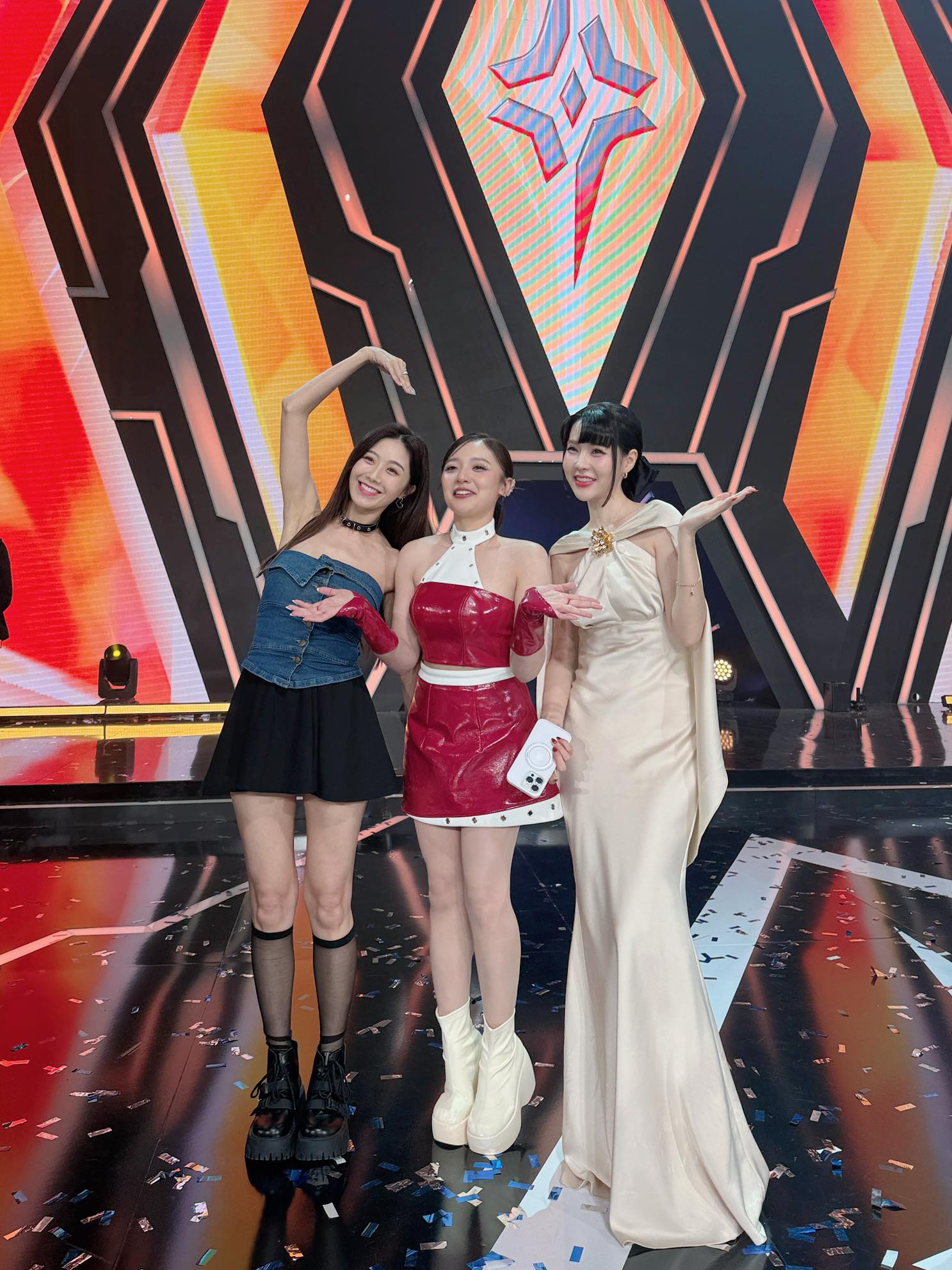 Nữ MC hot nhất Liên Quân chỉ ra hiện trạng đáng buồn của một bộ phận cộng đồng mạng- Ảnh 7. Nữ MC hot nhất Liên Quân chỉ ra hiện trạng đáng buồn của một bộ phận cộng đồng mạng- Ảnh 7.