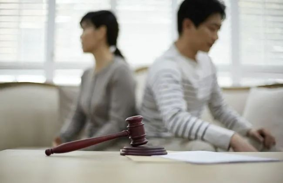 Kết hôn 20 năm, lúc ly dị mới biết chồng là đại gia sở hữu tài sản 364 tỷ đồng: “Tháng nào cũng phải nhắc mới chuyển tiền chi tiêu”- Ảnh 2.