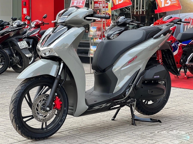 Bảng giá xe máy Honda SH mới nhất tháng 7/2025- Ảnh 1.