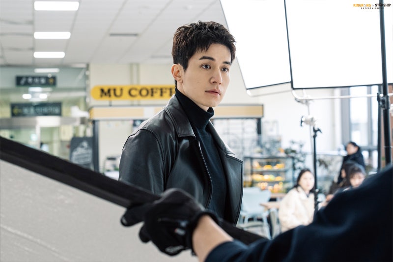 Nhan sắc giả dối của Lee Dong Wook- Ảnh 5. Nhan sắc giả dối của Lee Dong Wook- Ảnh 5.