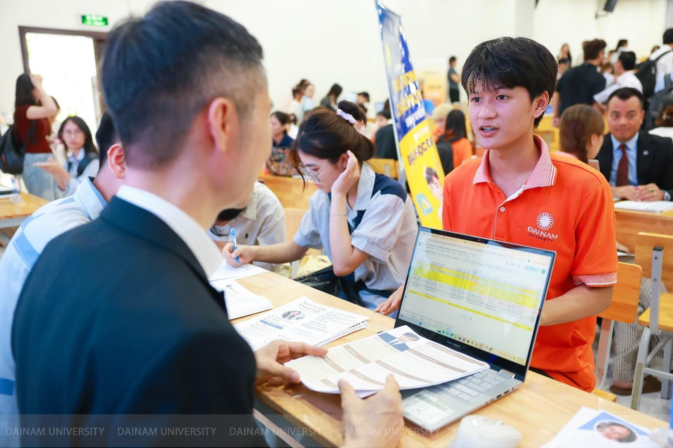 Trường Đại học Đại Nam mở rộng chỉ tiêu, đẩy mạnh hợp tác quốc tế đào tạo ngành Công nghệ Bán dẫn- Ảnh 5.