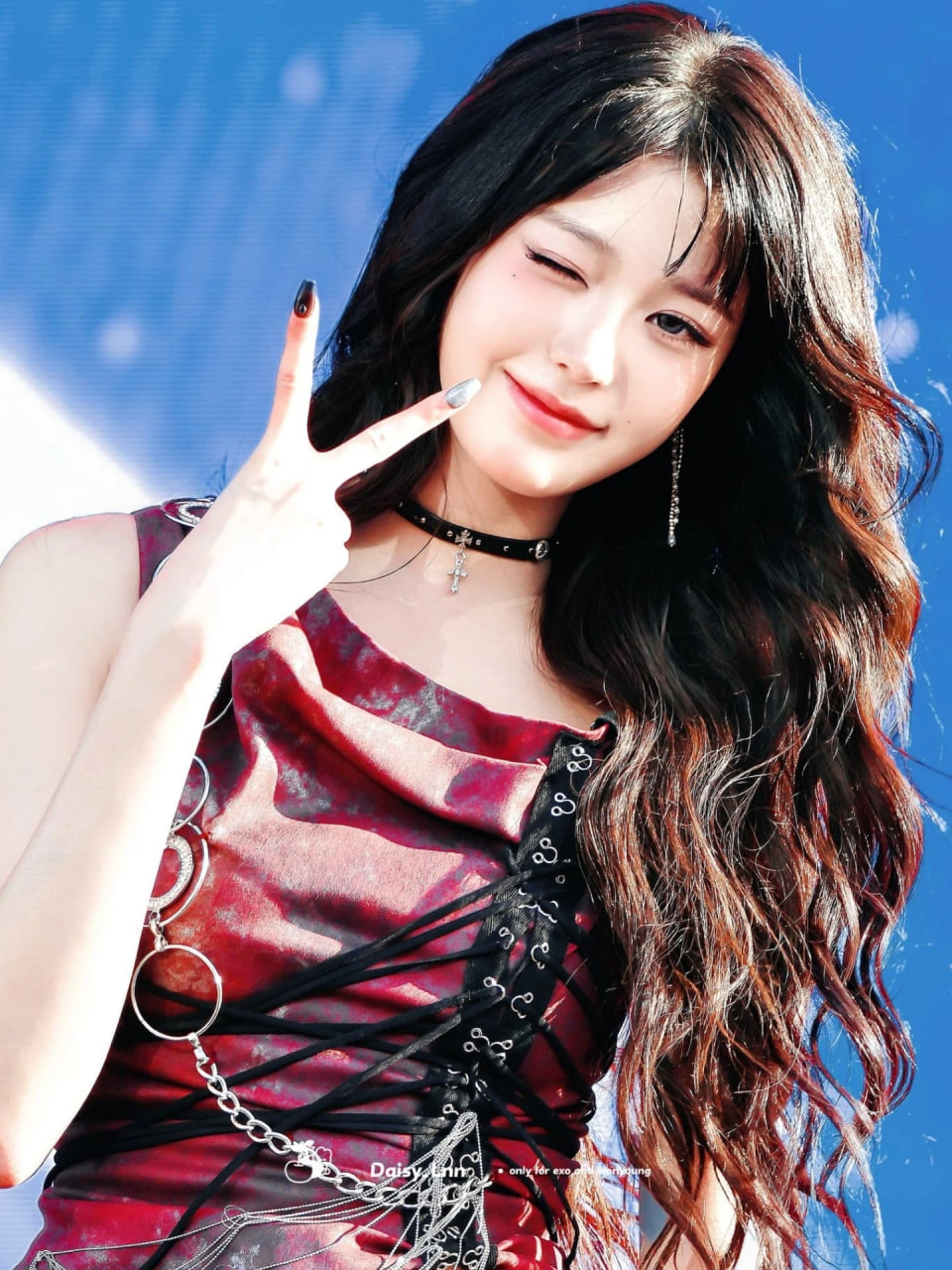 Công chúa Kpop không trang điểm ra đường, netizen Trung lập tức chê bai- Ảnh 14.