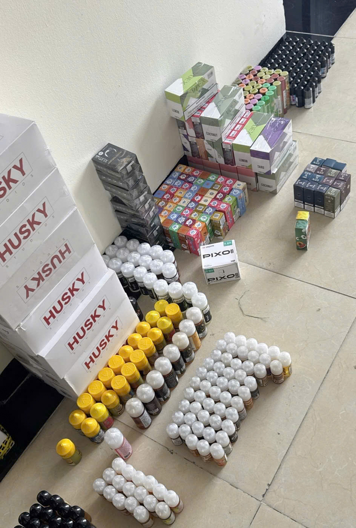 Hà Nội phá đường dây thuốc lá điện tử trị giá 40 tỷ đồng- Ảnh 2.