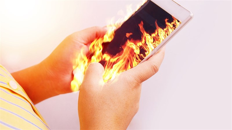 Chuyên gia "bóc trần" 3 thói quen sạc pin khiến bạn vứt cả chục triệu qua cửa sổ- Ảnh 3.