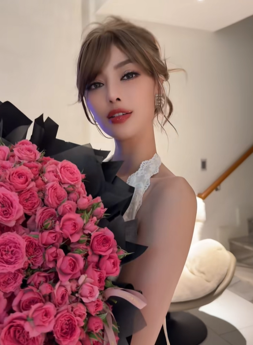 Chuyện lạ gì đang xảy ra với Á hậu 2k dính tin đồn với bác sĩ thẩm mỹ?- Ảnh 3.