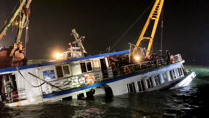 Thảm kịch lật tàu Vịnh Xanh 58: "Khoảng trống chết người" trong quản lý tàu du lịch- Ảnh 2.